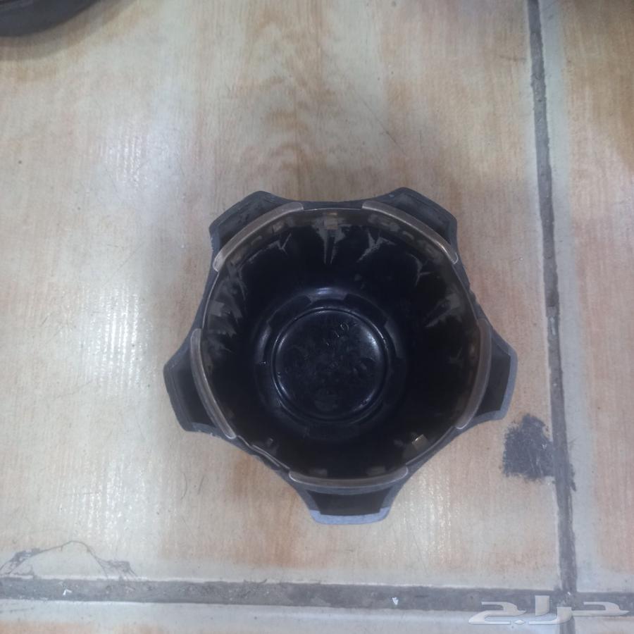 قطع حق جنط تويوتا هايلوكس مودل 200564402538338178112