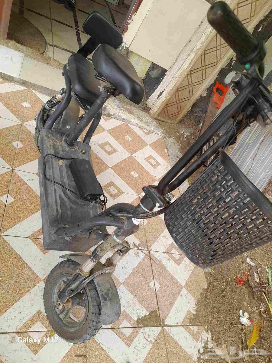 One-month used scooter.. almost new64214463657602110