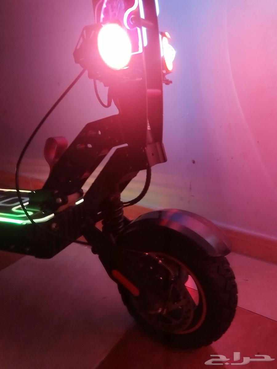 سكوتر كهربائي للبيع64212760139395112