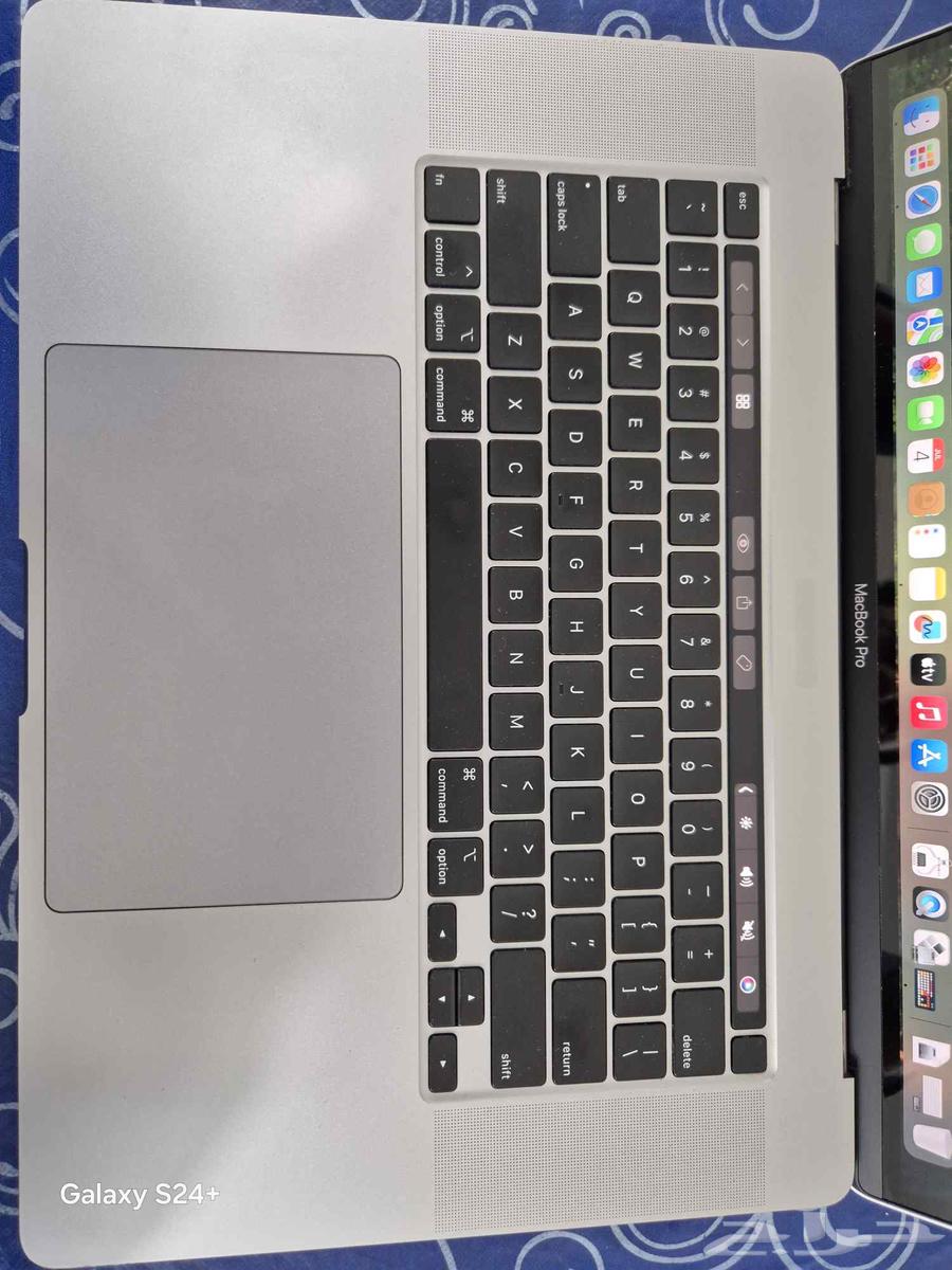 Apple MacBook Pro A1990 (15 ) Core i9 Hexa Core  2.9 GHz64214232820609112