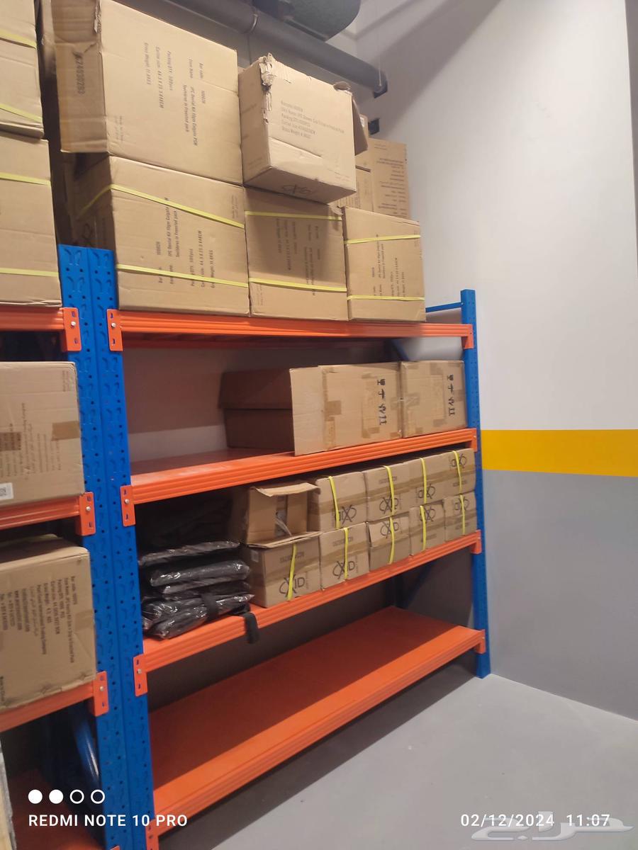 Shelves, used and new64221705070210112