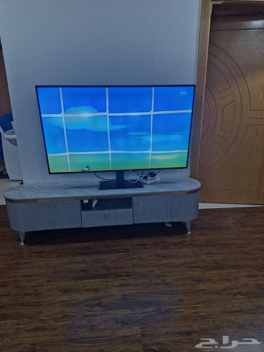 شاشه تلفاز كبيره جدا للبيع64220691503873112
