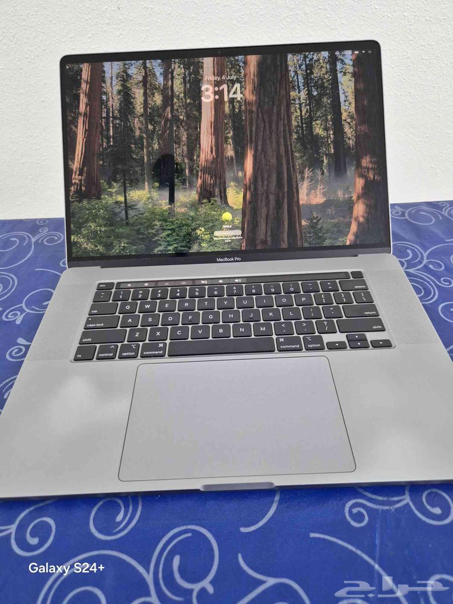 Apple MacBook Pro A1990 (15 ) Core i9 Hexa Core  2.9 GHz64214232820609111