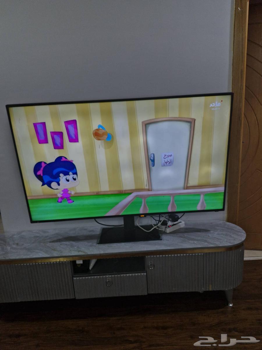 شاشه تلفاز كبيره جدا للبيع64220691503873110