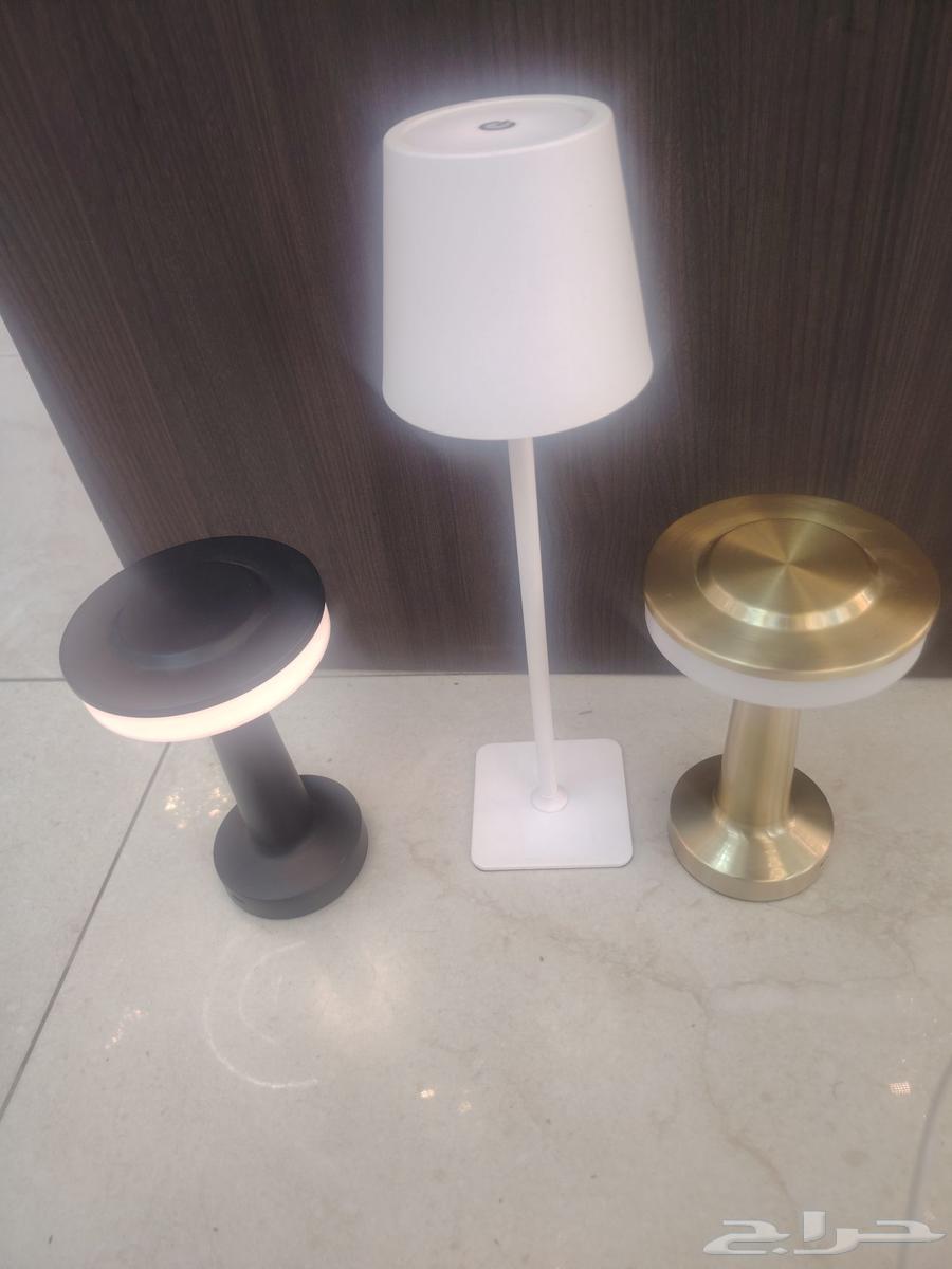 USB Charging Table Lamp with 3 Lighting Modes and 140 cm Stand64212544441858114