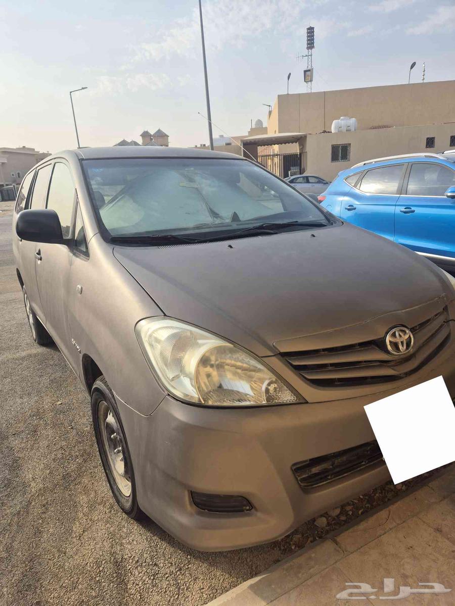 للبيع إنوفا 201164398827833731110