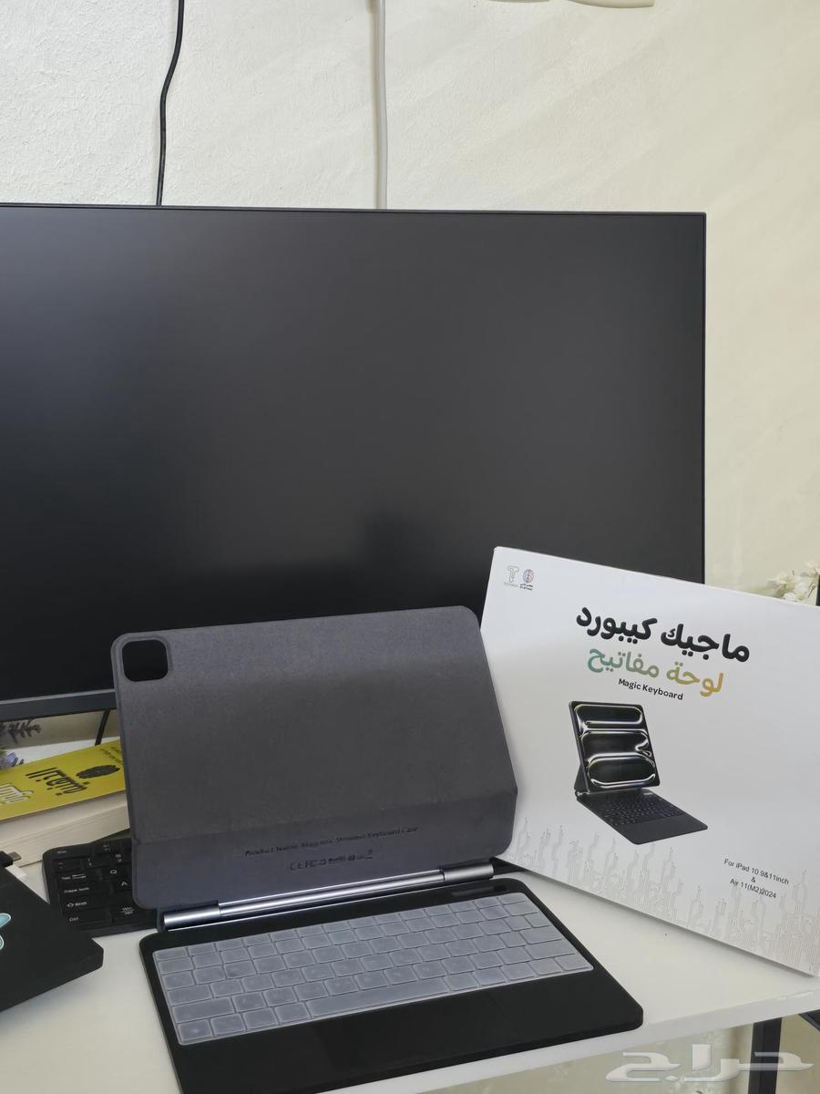 Magic Keyboard for iPad Air 11 2024 and iPad 11-inch. Smart Store64228747947011110