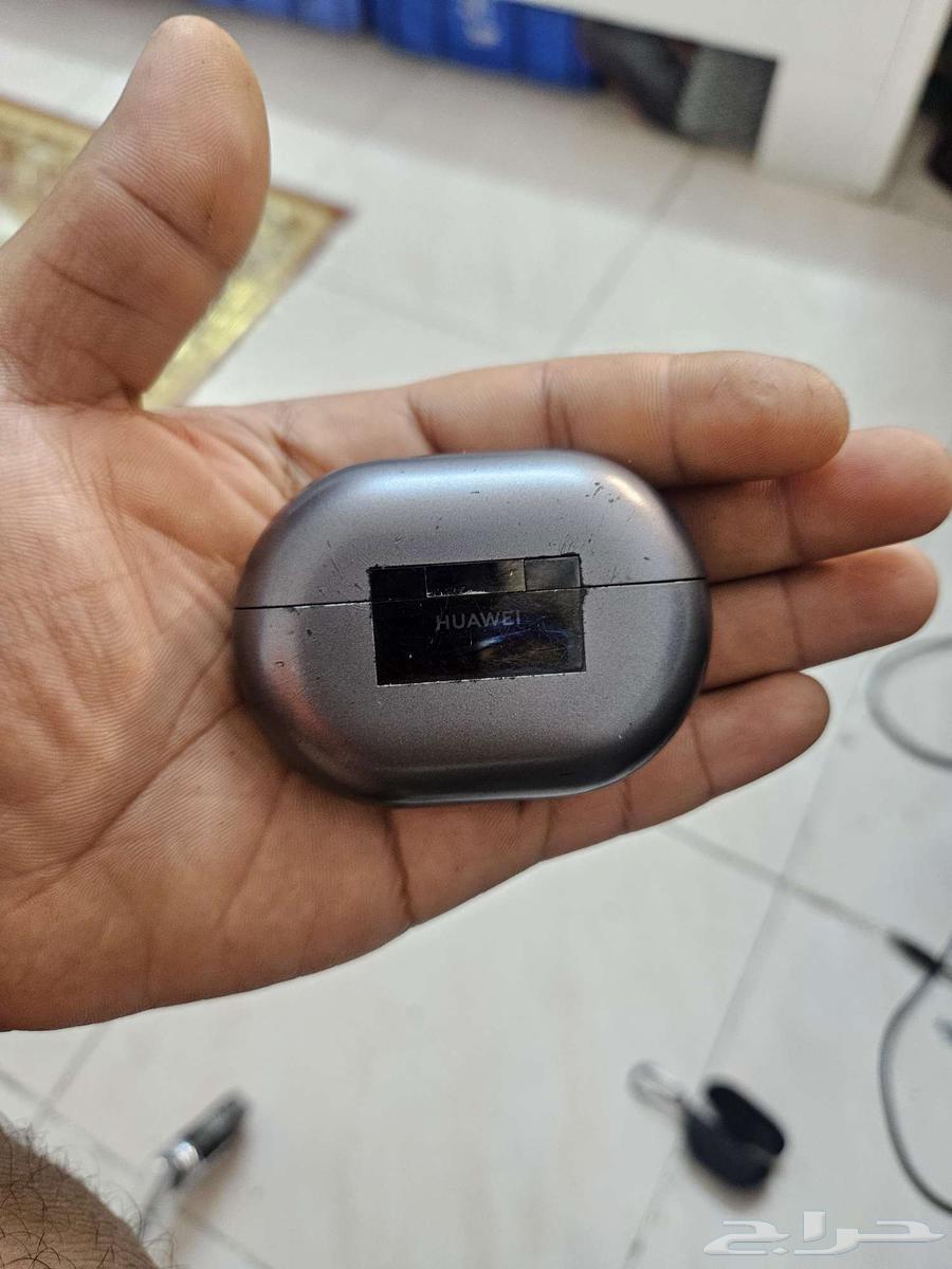 سماعه فري بادز برو مستعمل64206554250499113