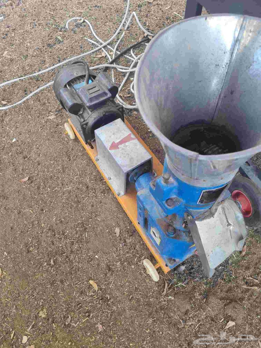 مكبس اعلاف 150 كيلو في الساعة64222543656067112