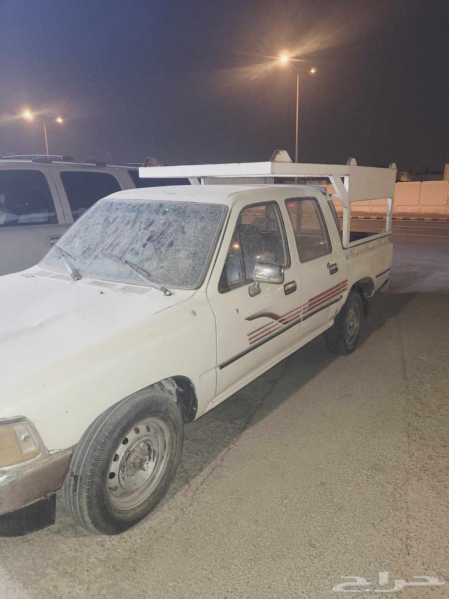 Toyota Hilux 1991 model, clean Gmarten, for sale as scrap64408104650883111