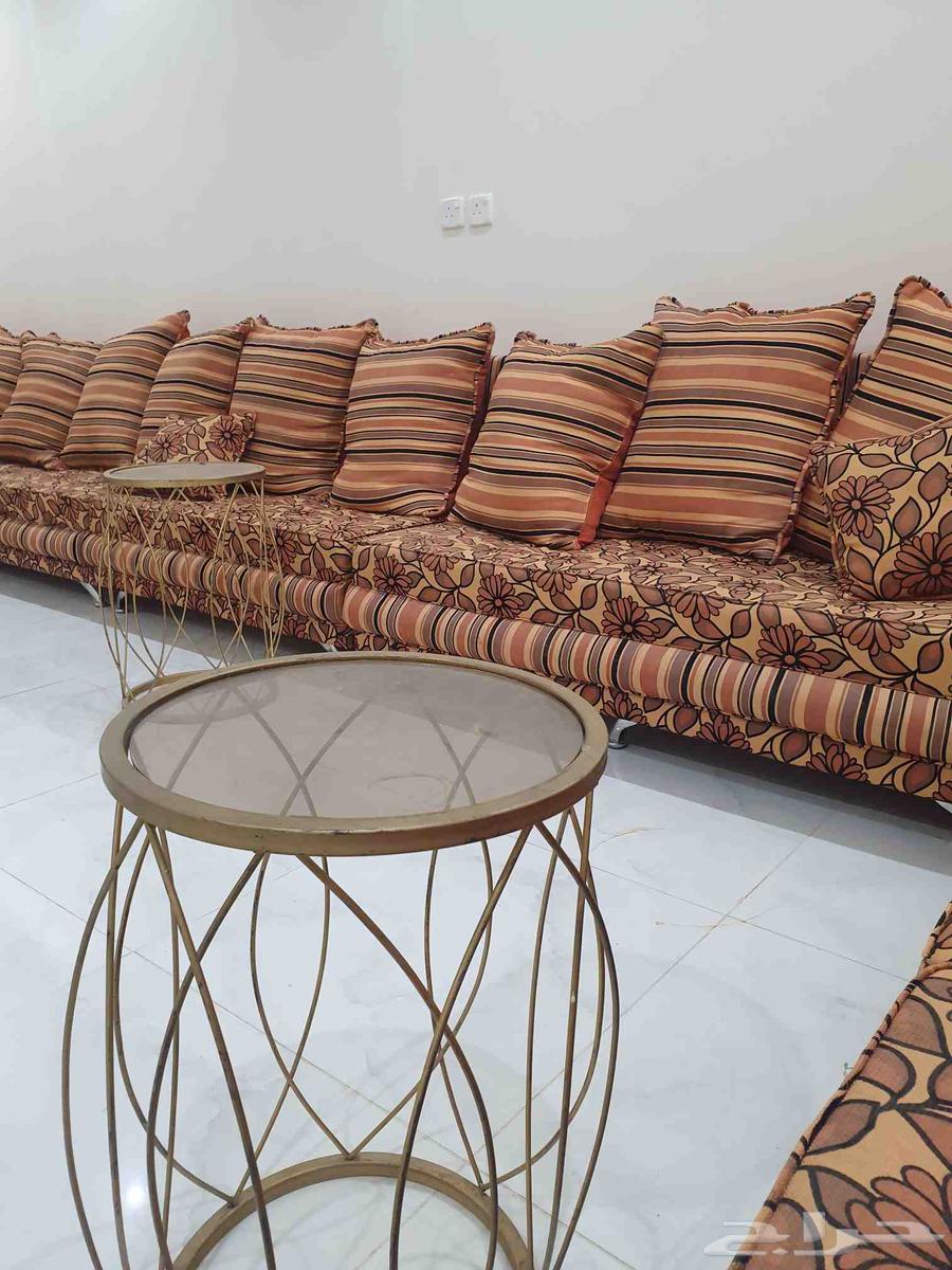 4 5 clean sofa set for sale with service tables64226758027777111