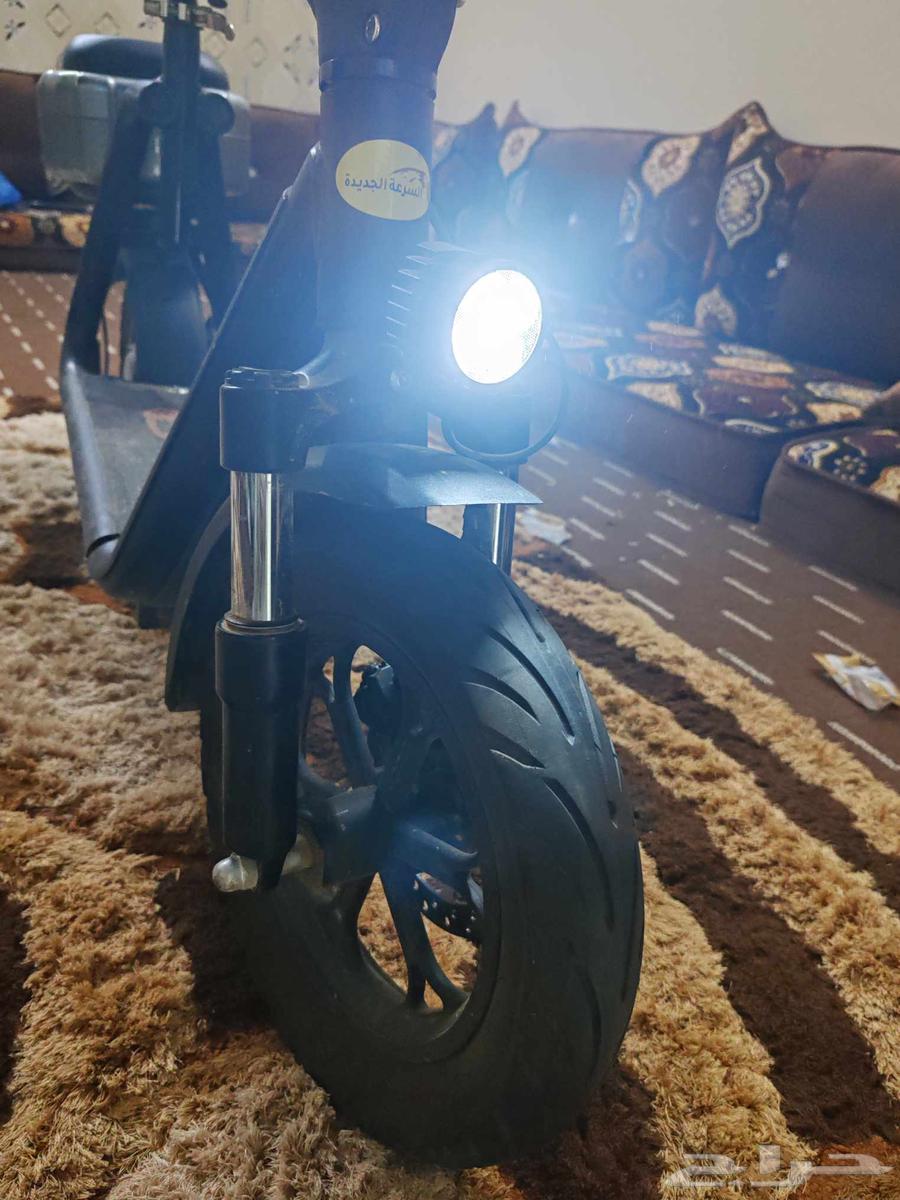 Semi-new scooter used for only 20 days64227178473986114