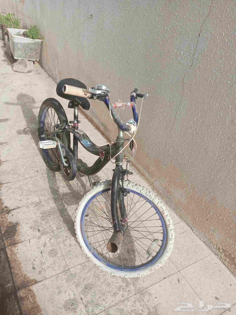 دراجه مقاس 20 ب 100 ريال64210227675139110