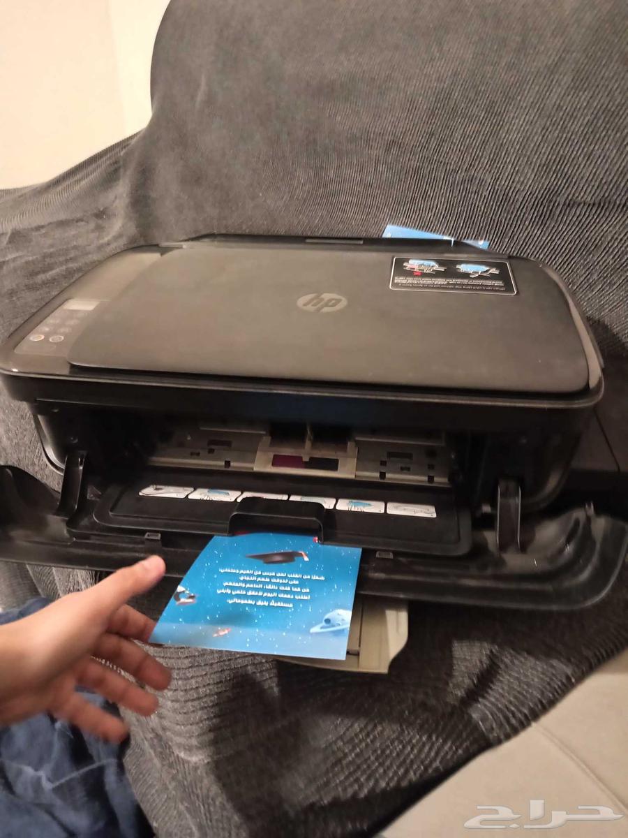 طابعه وترميز ماء. على 100 ريال64219014879874110