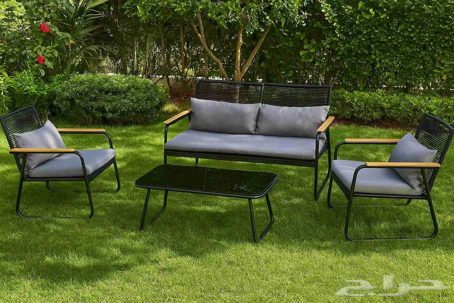 جلسة خارجية ل 4 أشخاص64220860615297110