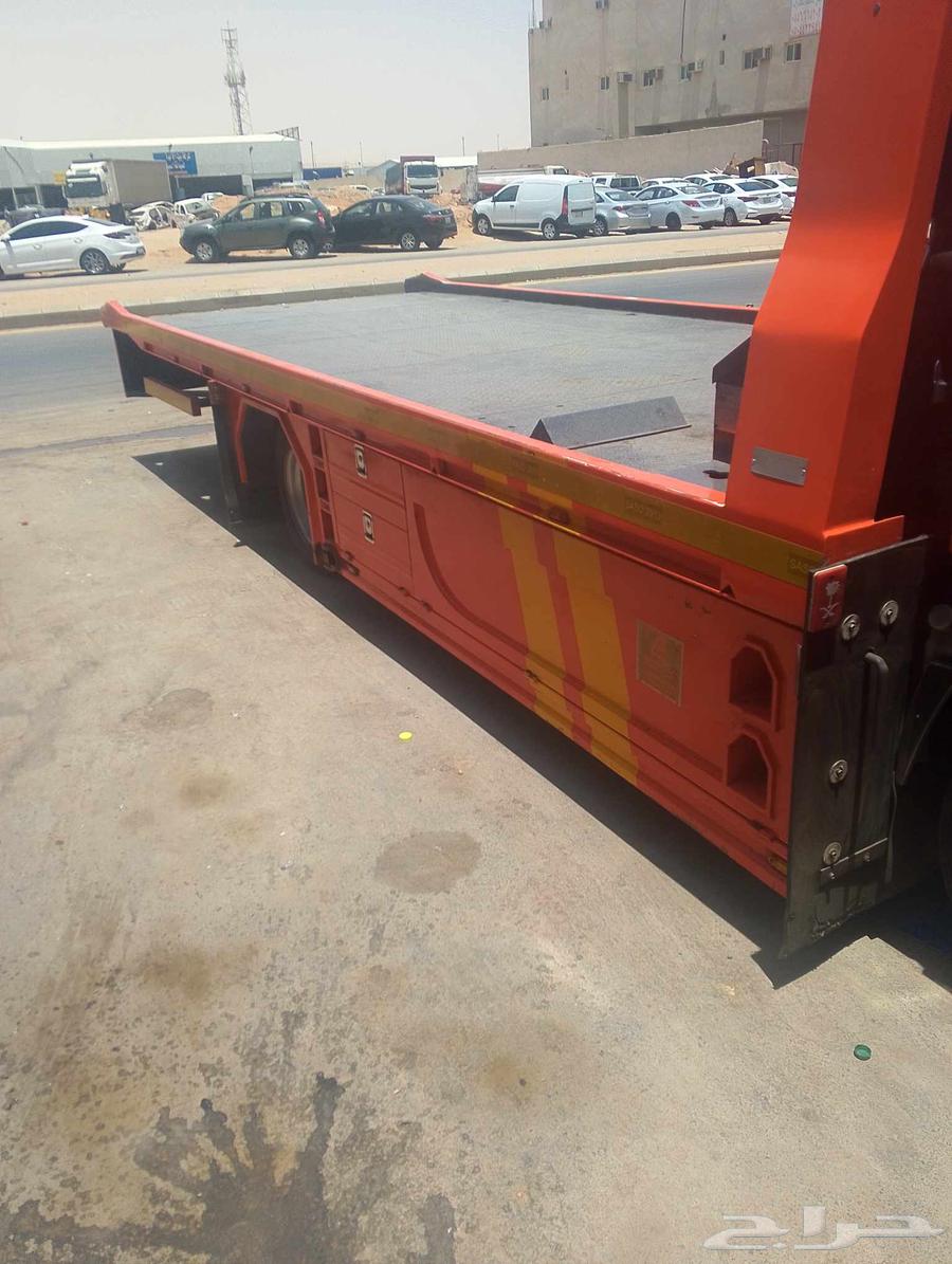 سطحة الرياض الى جميع مدن المملكه64402377865473112