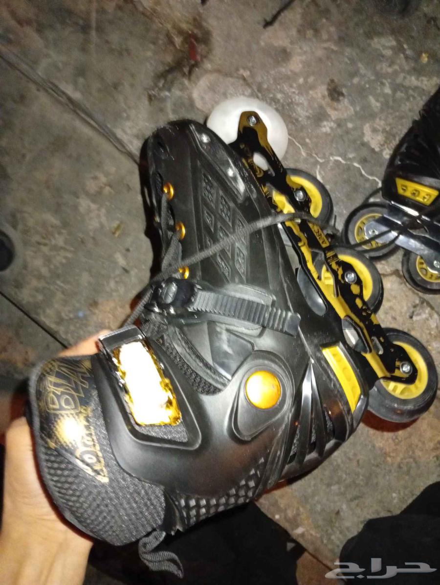 للبيع سكياتات اثنين واحد مستعمل و الثاني جديد استعمال خفيف64225005013379111