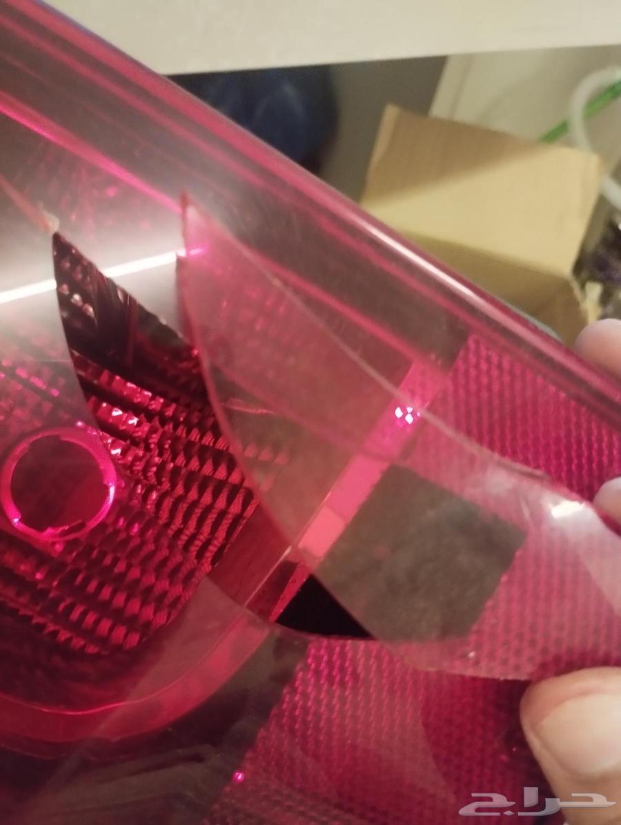 Rear left side step for 2008 Tahoe slightly broken64397033289346113