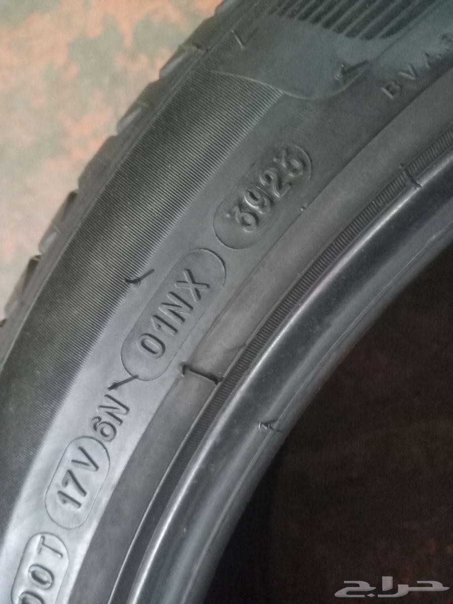 Michelin tire set size 19 45 235 year end 202364408357541379112