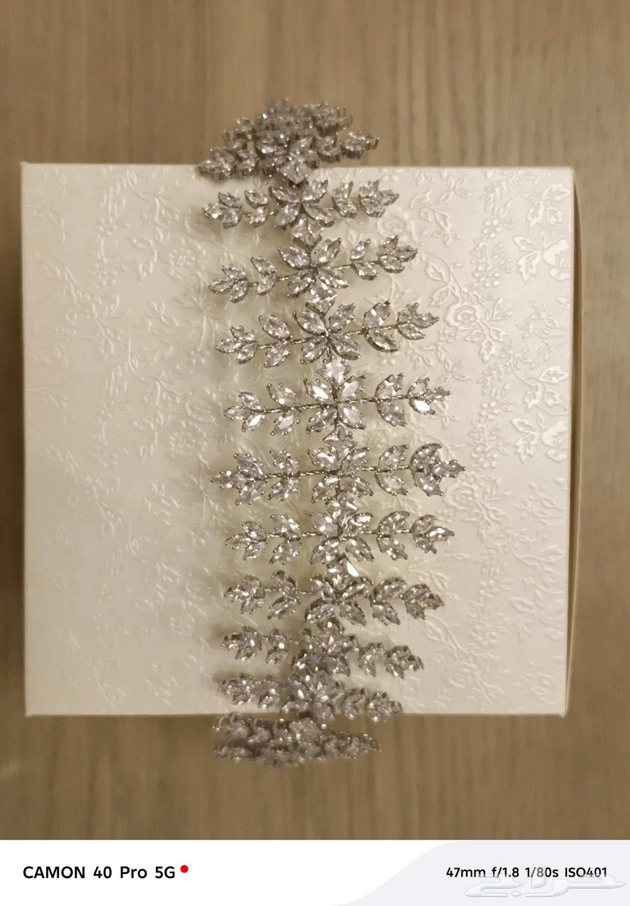 Head Base64205905214466110