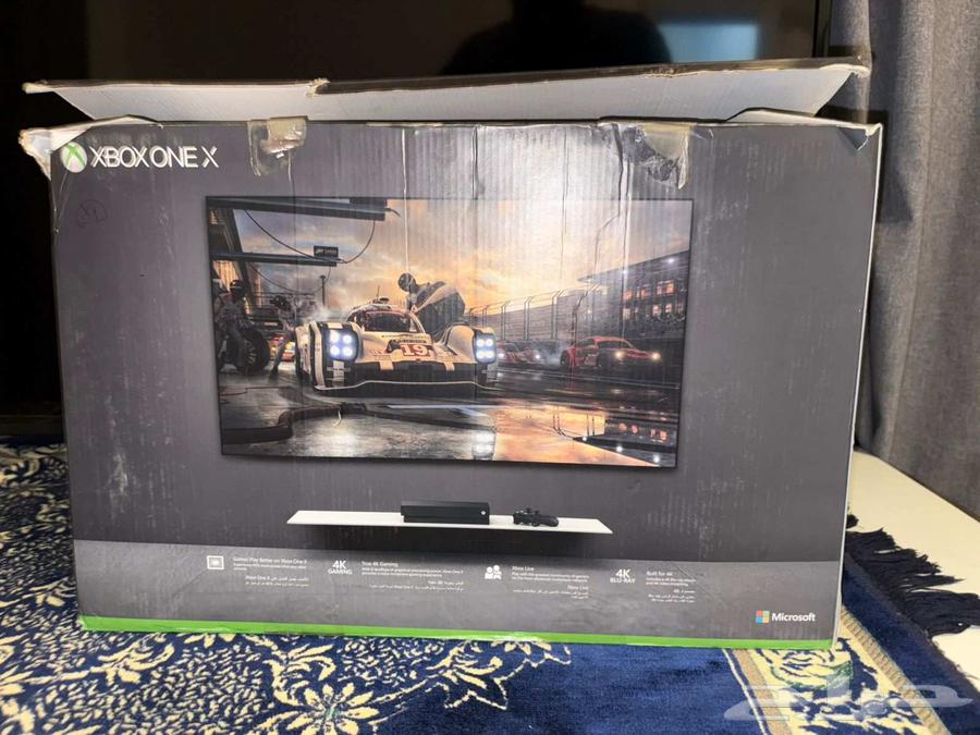 Xbox One X two devices64216361599106112