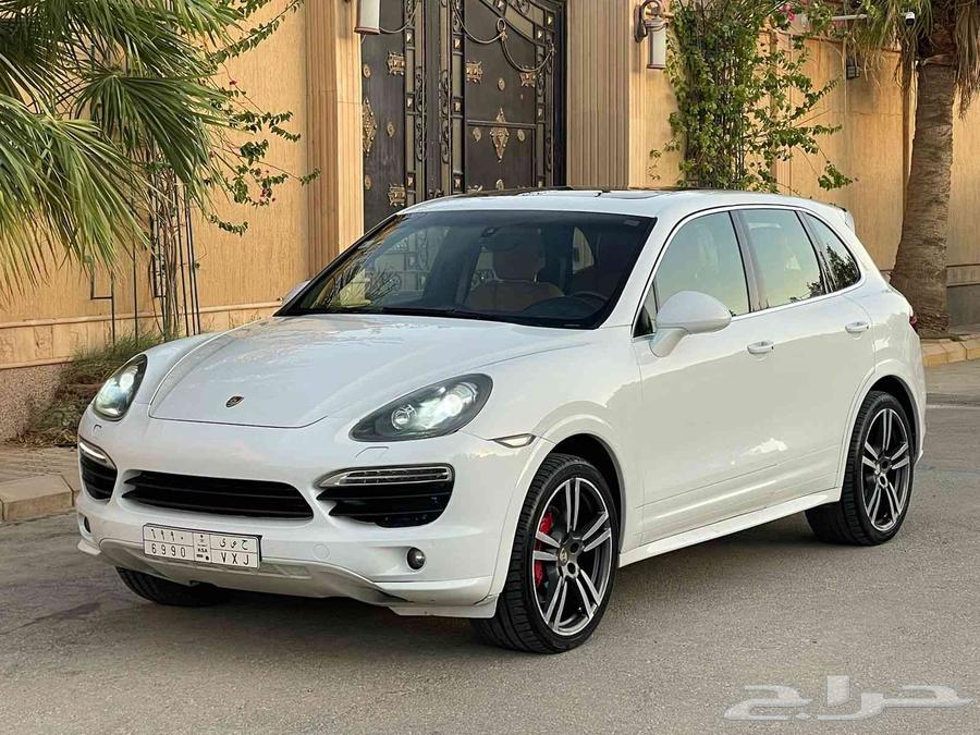 2012 Porsche Cayenne S, very clean condition, single owner64404305972226110
