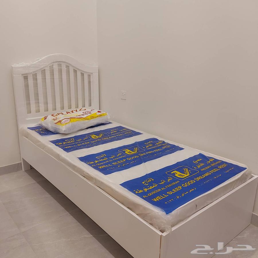 سرير خشب نفر أبيض جديد د64212130245379111