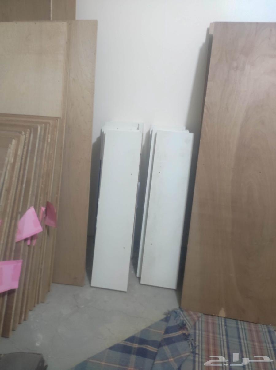 رفوف ايكيا مع قاعده مخفيه حجمين 1متر متر ونصف64226758122497111