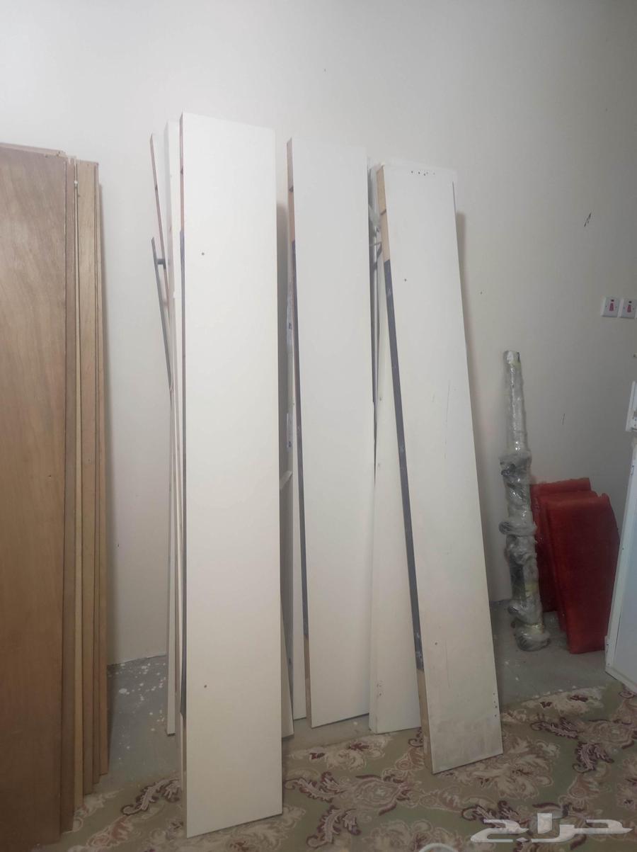 رفوف ايكيا مع قاعده مخفيه حجمين 1متر متر ونصف64226758122497112