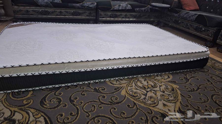 سرير جديد مع مرتب جديده سعر 300ريال مع المرتبه قابل للتفاوض64221081997826111