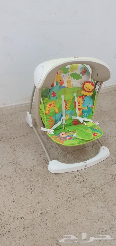 150ريال 3قطع سرير هزاز وطاوله طعام طفل ومشايه اطفال64219841762177110