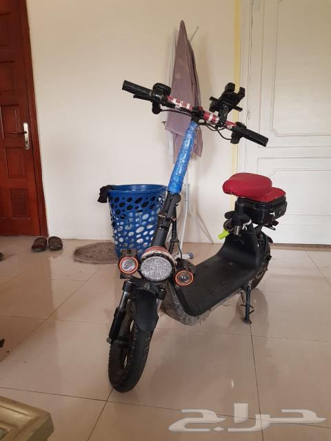 Scooter for sale in Jeddah, price 700, clean scooter with usage of 3 months64231652144387112