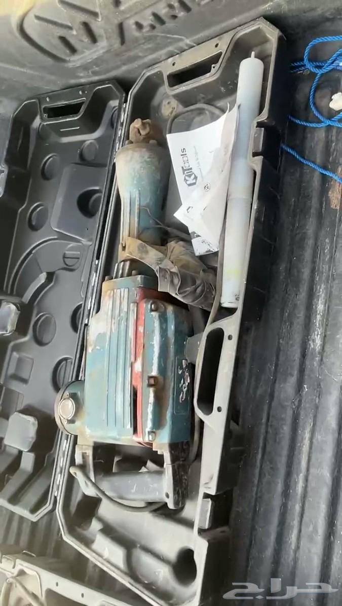 Hammer drill with all accessories, working condition64402692423299111