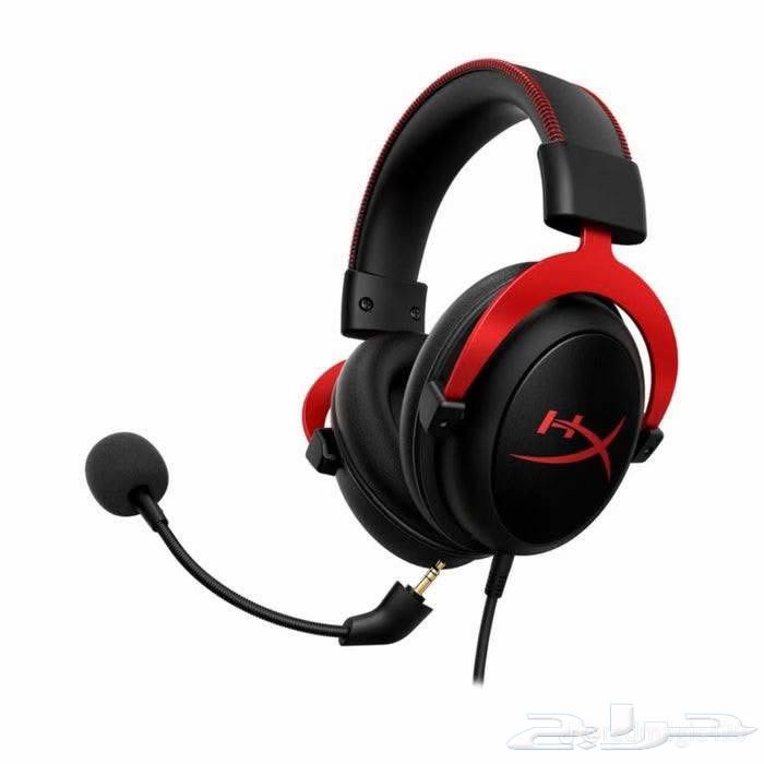 Piano keys, controller, and Hyper X Cloud 3 headset63751478554241111