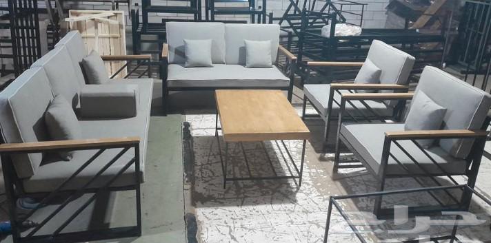 في كراسي خشب حديد كله وطني بلاستيك صيني توصيل جاهز فيه ابغى64231652029313112