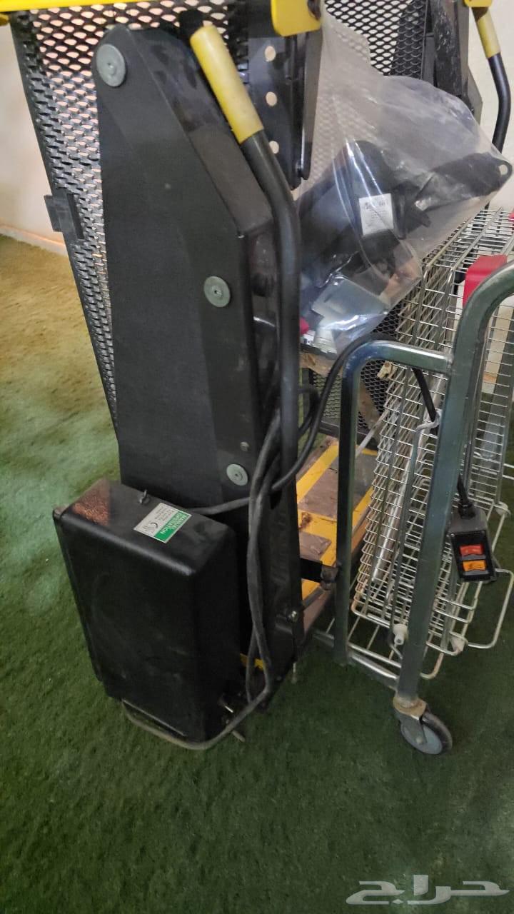 مصعد كهربائي للكراسي المتحركة64215640852225111