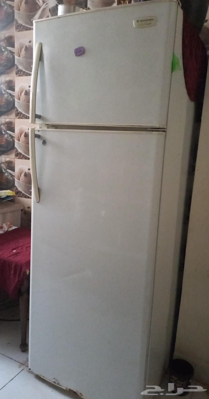 تلاجه كبيره بحاله جيده64229935128834110