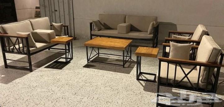 في كراسي خشب حديد كله وطني بلاستيك صيني توصيل جاهز فيه ابغى64231652029313111