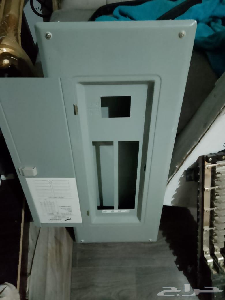 اغراض للبيع عدد3شباك المونيوم مقاس 95 50 وادوات كهرباء جديده64224991833985114