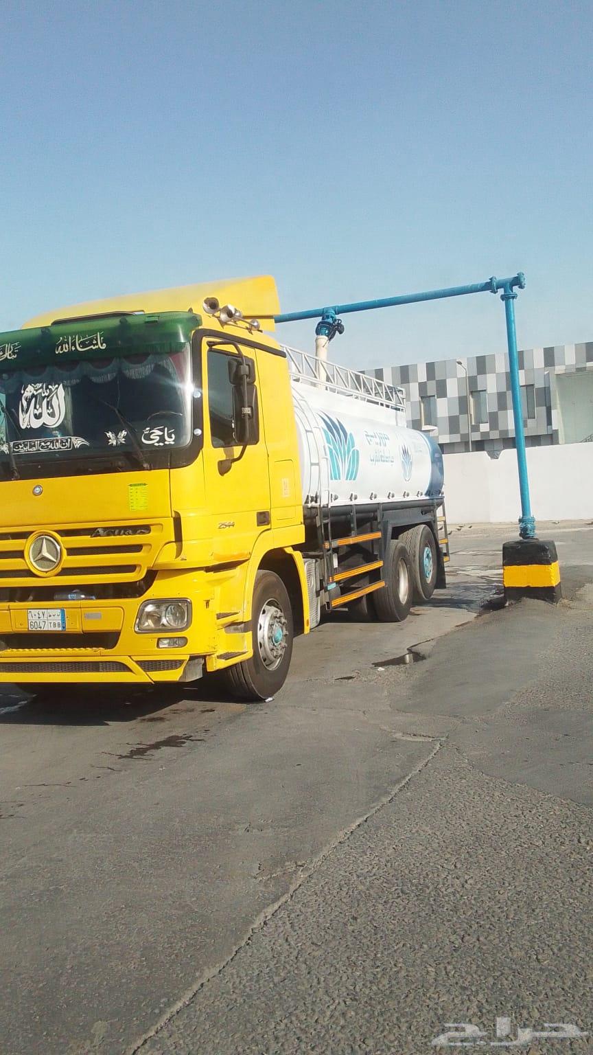 Sweet water tank truck, East Riyadh, 18 tons, Naseem District, Sili District, Salam District, Raw District64402886302595111