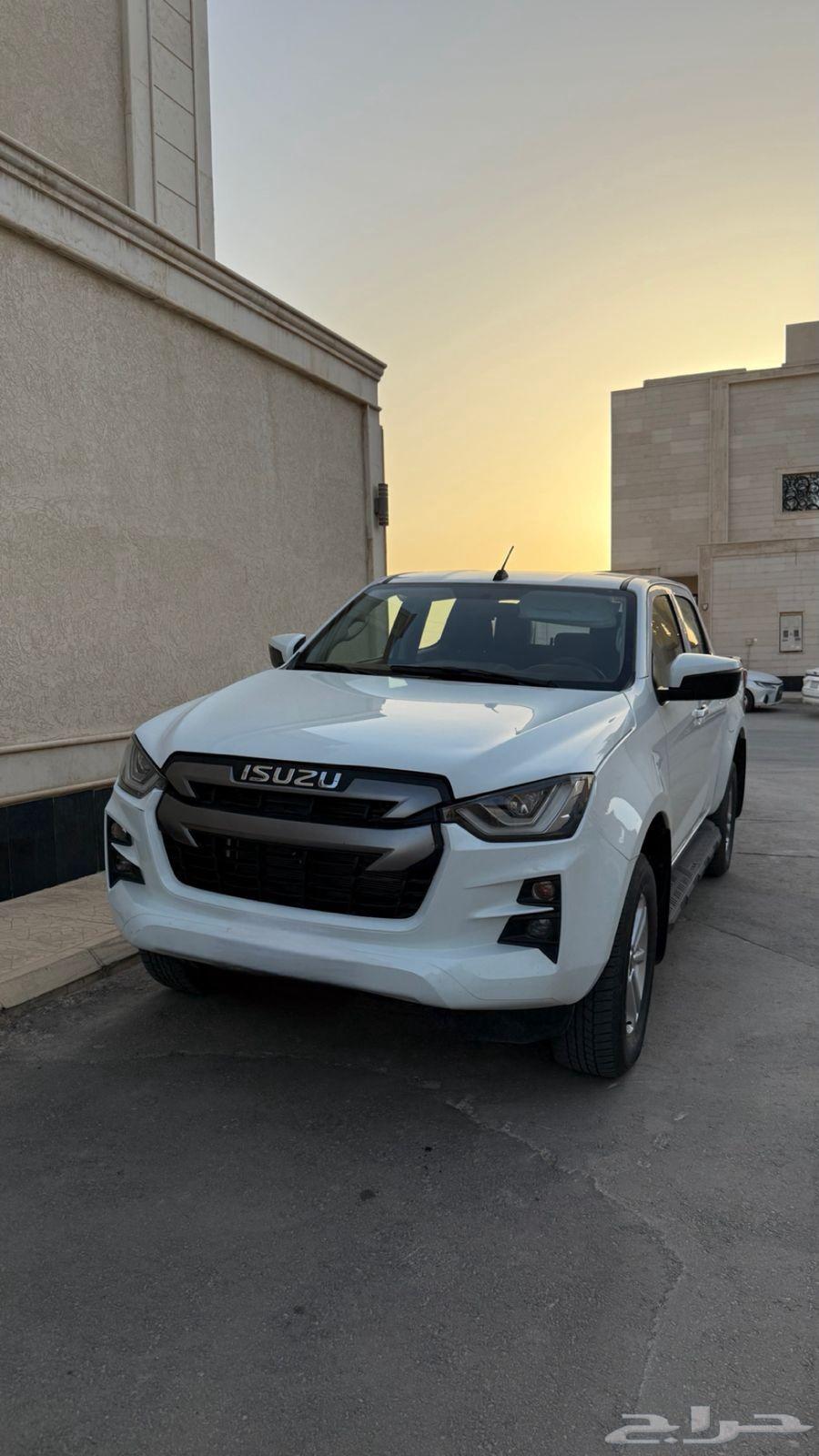 Isuzu D-Max 202364402900268289111