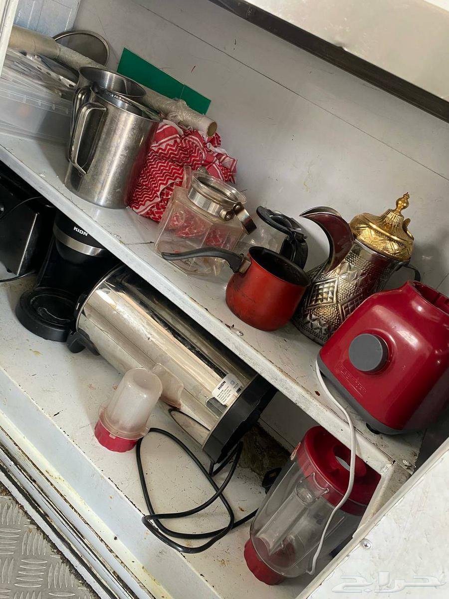 للبيع فود ترك مجهز   المقاس  4 متر   2 متر   الموقع  حائل64396907958145113