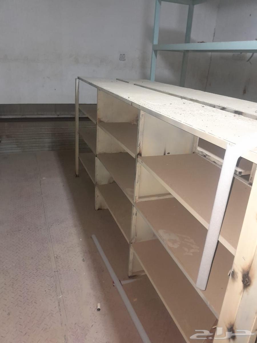 رفوف حديد نظيفه للبيع64224991887489112