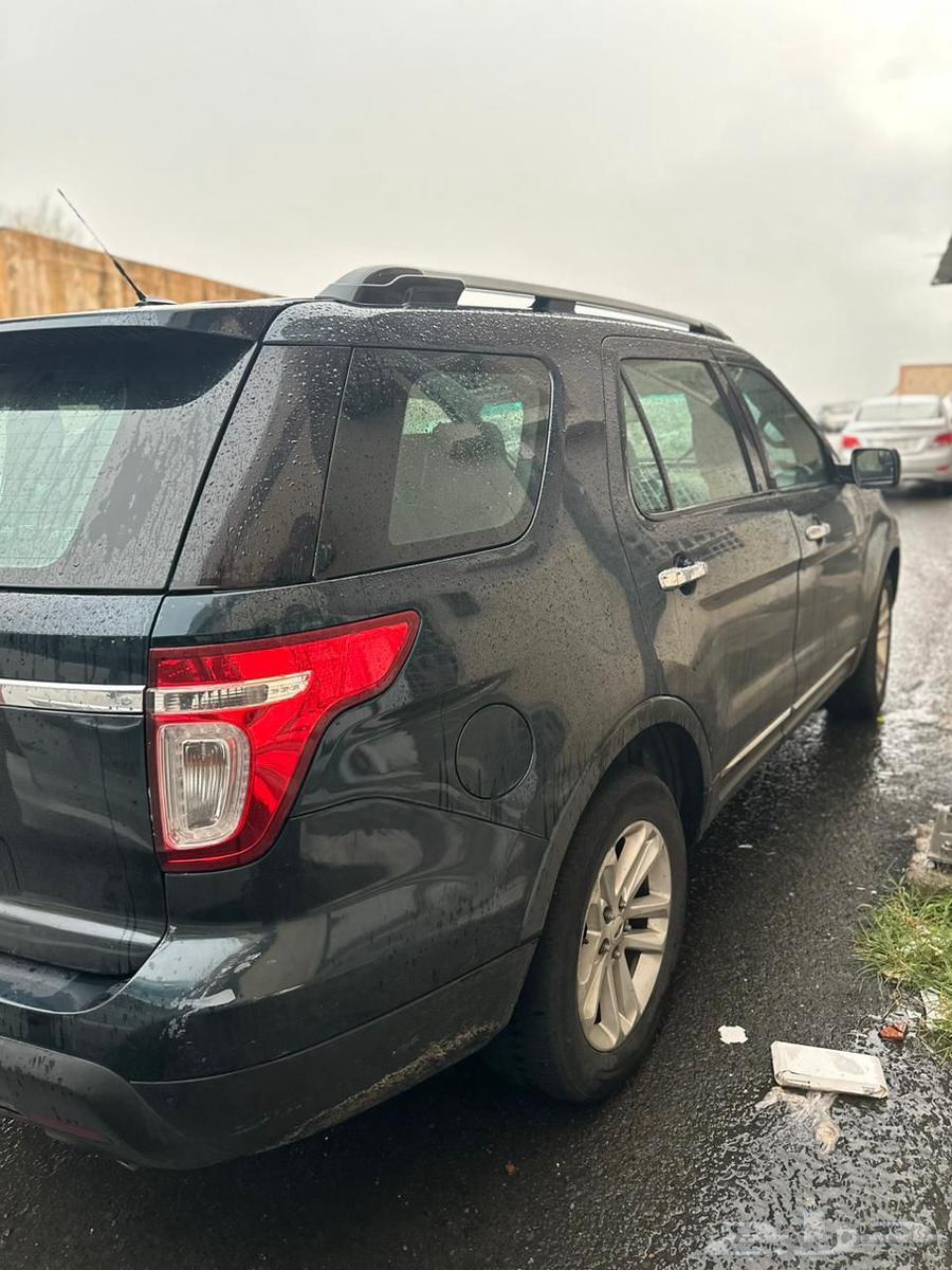 فورد اكسبلور 201564407001677955111