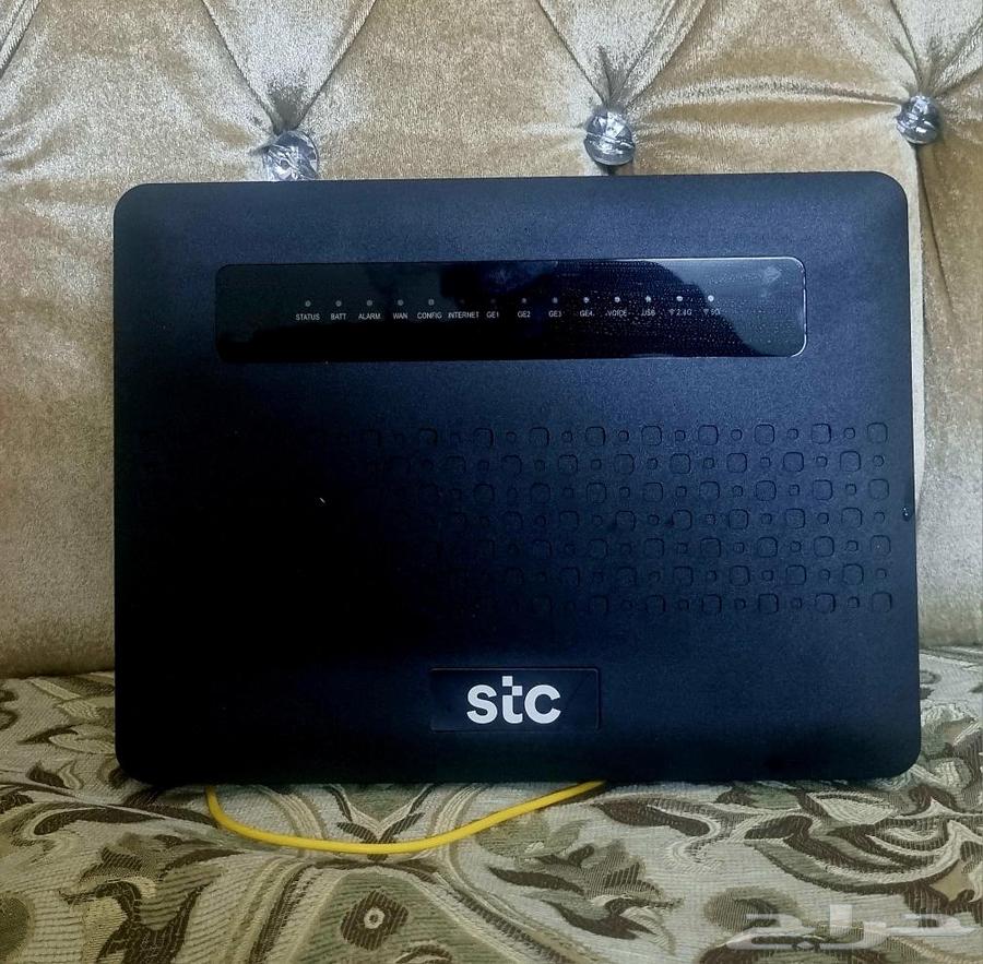 2 black routers supporting 5G available64249424401921110
