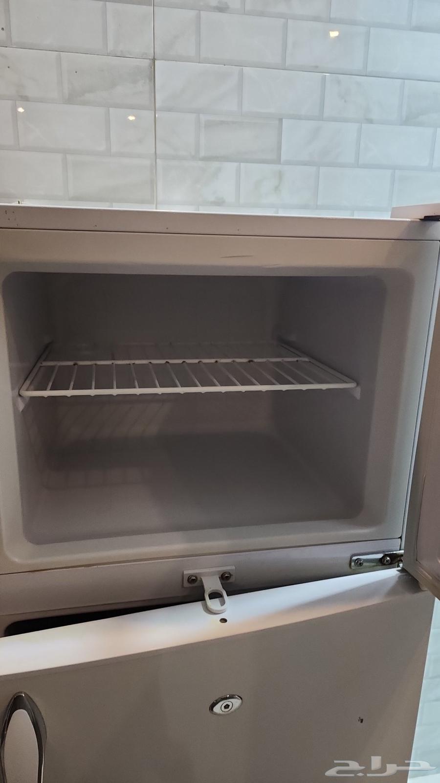 ثلاجه للبيع64239213410689112