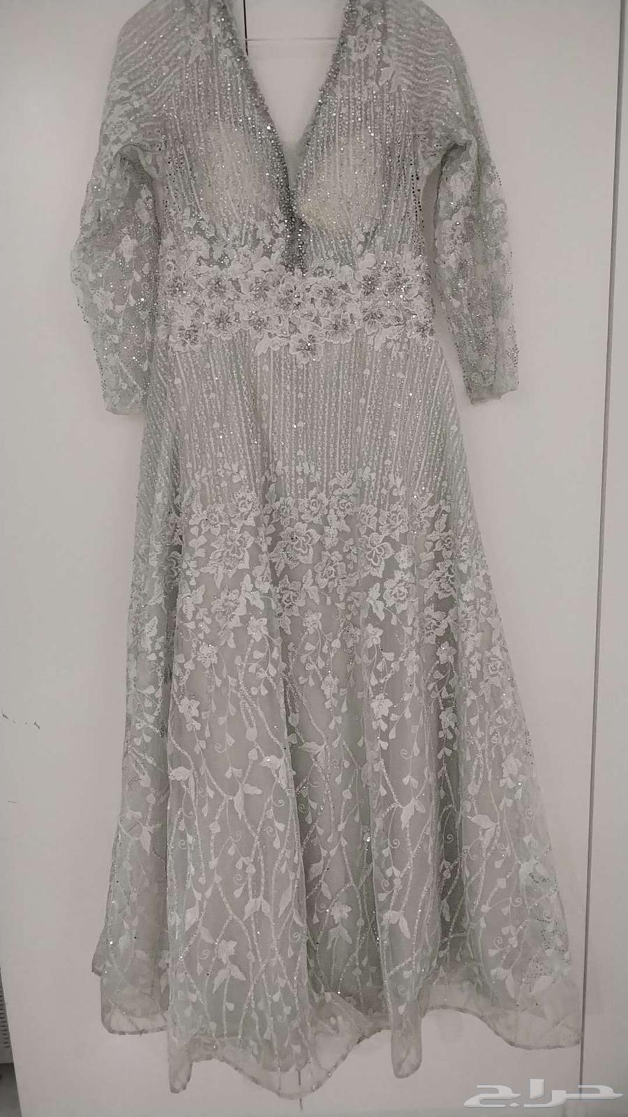 فستان للبيع استعمال مره واحده بس64242812028673110