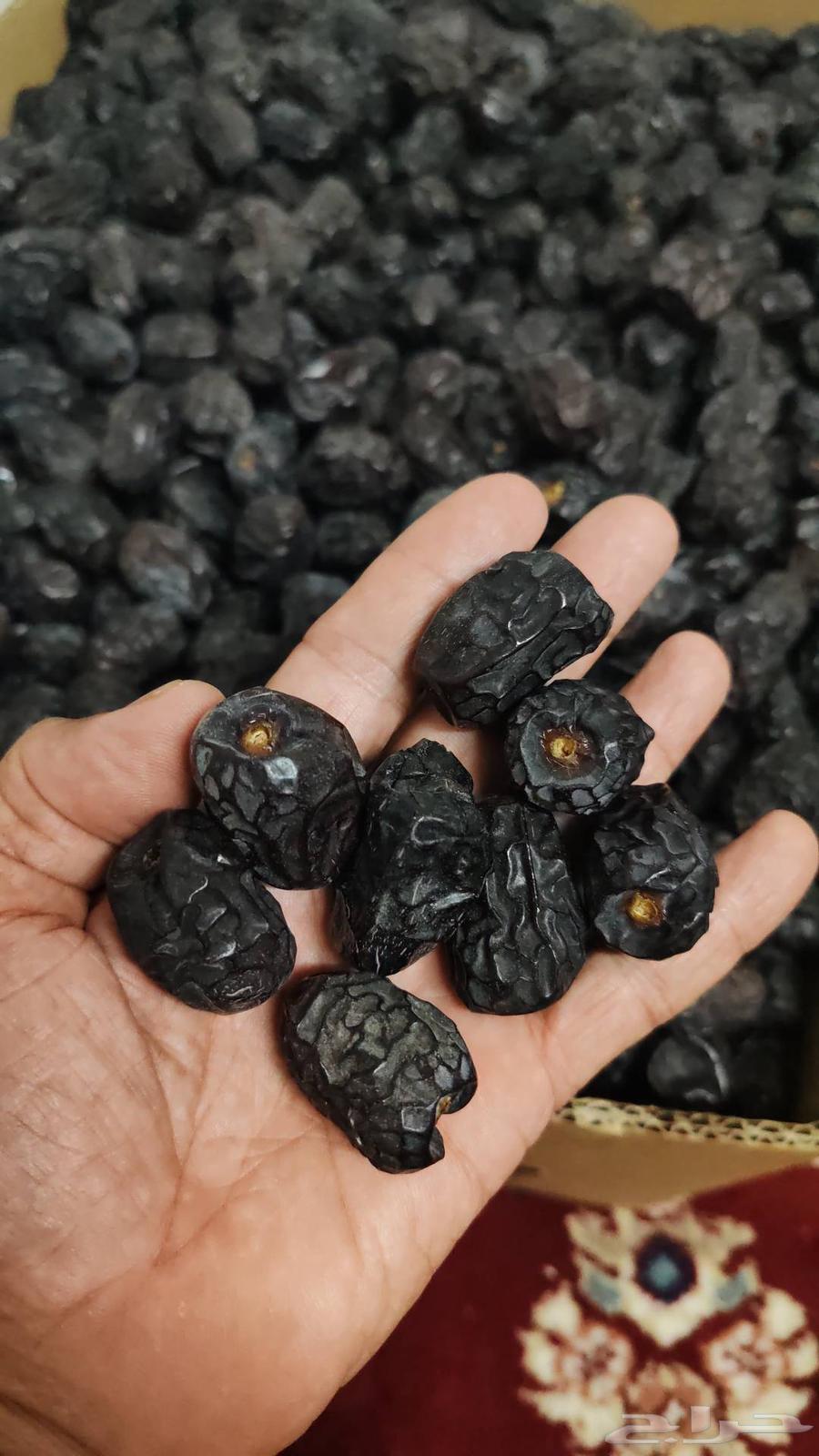 للبيع تمر عنبر. وعجوه المدينة64235784670210110