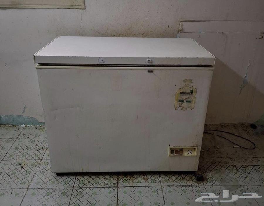 Flat freezer, medium size, for sale64246989425281110