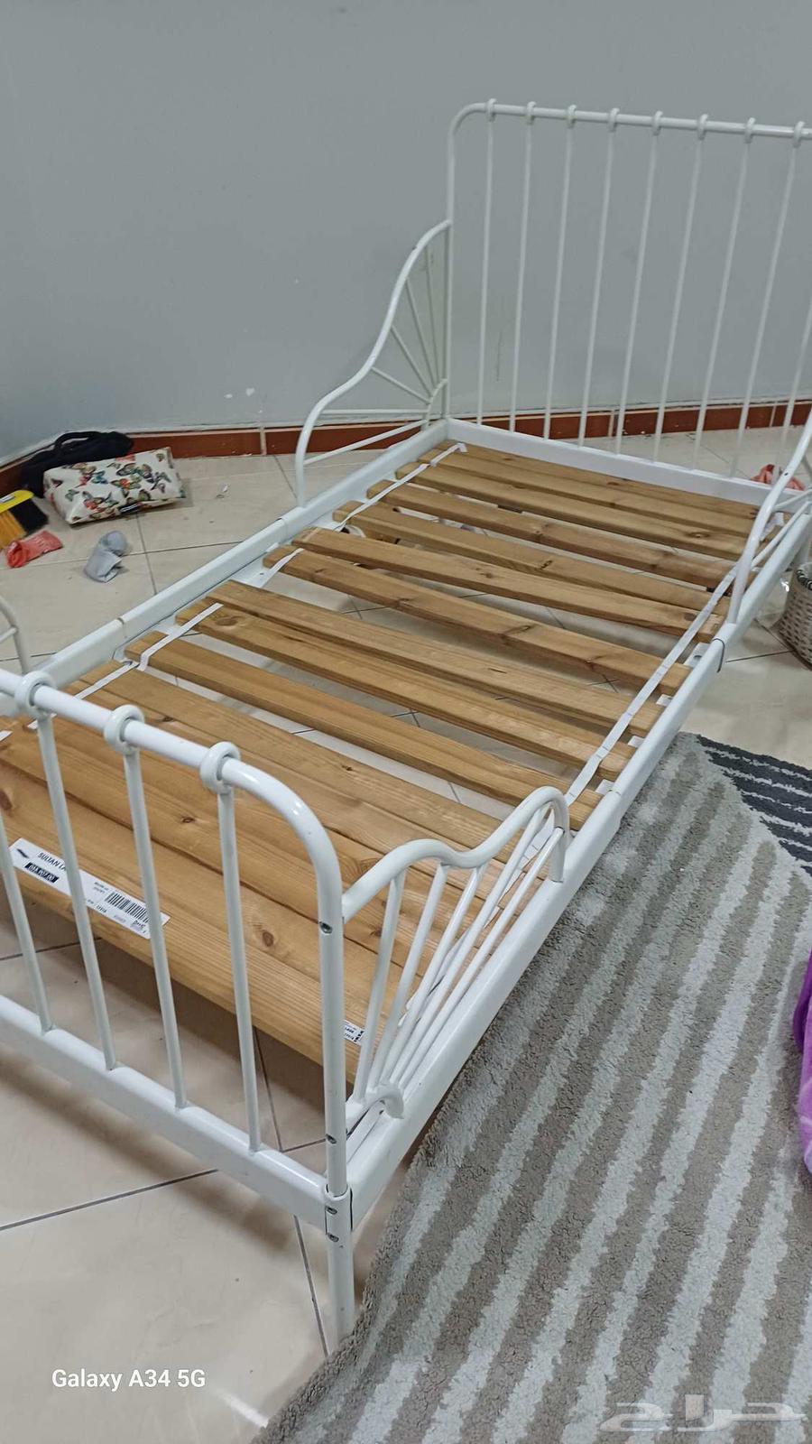 The offer has ended, sold: single iron bed from IKEA, quantity 1.64244076563203111